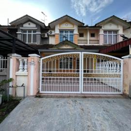 Perdana Homestay Skudai, hotel in Skudai