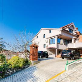 Apartment Renata, Hotel in Palit