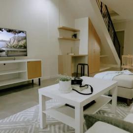 Two Bedroom Residential Home with own parking, hotel in Angeles