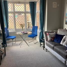 Rooftops - bijou sister apartment to Assembly View - free parking permit provided