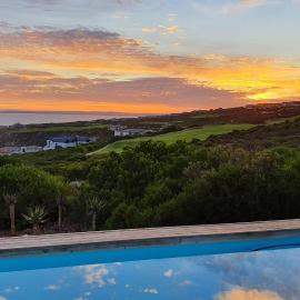 Luxury Home located on Pinnacle Point Golf Estate