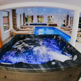Wellness Resort Szécseny, Hotel in Jigodin Băi
