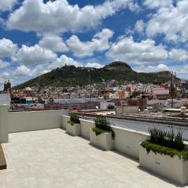 HIDALGO 119 - TERRAZA Y SUITES