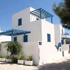 Artemis Bakerys House 2, hotel i Adamantas