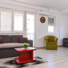 Apartman Saga Premium Garaza Parking Vauceri Ne, hotel in Soko Banja