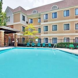 Sonesta ES Suites Atlanta Alpharetta Avalon, hotel en Alpharetta