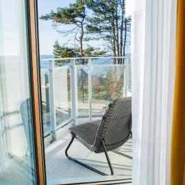 APARTAMENT ELEGANCE YELLOW w Let's Sea Basen&SPA, hotelli kohteessa Gąski