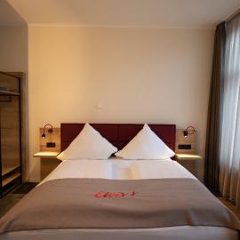 Hotel Restaurant Zur Linde, hotel em Westerstede