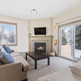 142 Snowbridge by Golf + Village, hotel in Collingwood