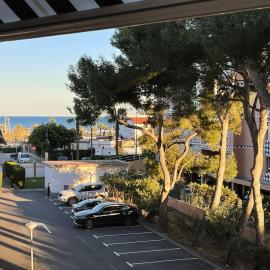Appartement ‘’Los Pinos’’ 50m de la plage, hotel in Grao de Castellón