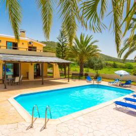 Villa Noni Large Private Pool AC WiFi