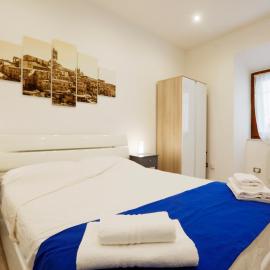 SweetLittleHouse47 - Dentro le mura, parcheggio gratuito, hotel sa Siena