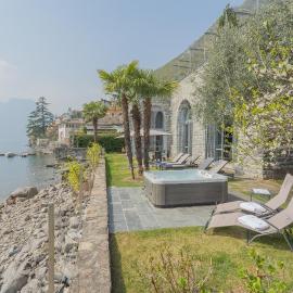 Villa Sasso On Lake Como, hotel em Sala Comacina