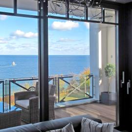 Villa Claire - Meerblicksuite "Sunrise Queen": Ostseebad Sellin şehrinde bir otel