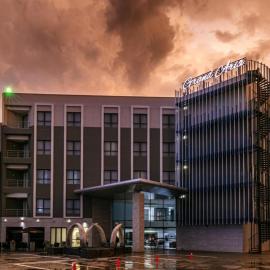 The Grand Aria Hotel and Conference Centre, готель у місті Габороне