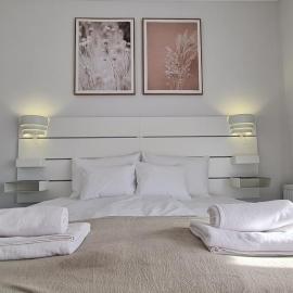Lugas Apartman Miskolctapolca 2 Hálószoba 50m2 Dézsa és Jakuzzi közel a Barlangfürdőhöz, hotel a Miskolctapolca