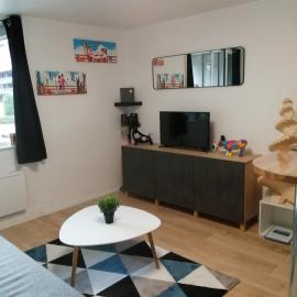 Studio avec balcon et vue sur le Sancy, hotel in Le Mont-Dore