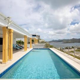 3 Bed Villa Sleeps 6 Pool Priv Patio, hotel em Cupecoy