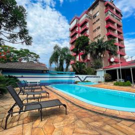 Hotel das Rosas โรงแรมในSapiranga