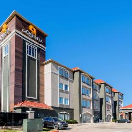 La Quinta Inn & Suites by Wyndham Fort Worth Arlington West, khách sạn ở Arlington