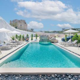 Santoterra Antigua Suites, готель у місті Картерадос