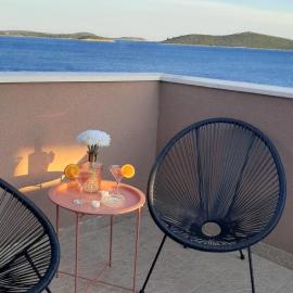 Sevid, Apt Ana Adriatica, 20 meters from the sea