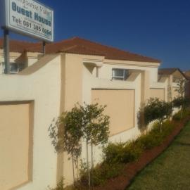 Turquoise View Guesthouse, hotel in Middelburg
