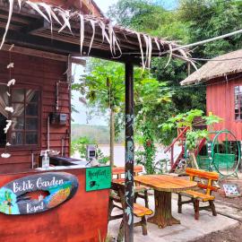Betik Garden Home, hotel din Machang