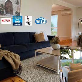 BerwickHills Stylish 3 BdrmHome *Free Wifi*NetFlix, hotel in Berwick