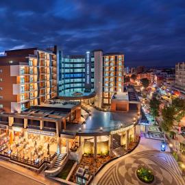 Novel Centre Point Hotel, hotel di Famagusta