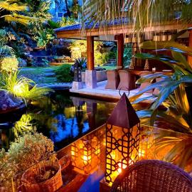 Villa on The Rocks, 4 bedrooms, Phuket, khách sạn ở Bãi biển Surin