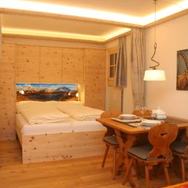 Viesnīca Apartment Chesa Alvetern 5 by Interhome pilsētā Zilsa-Marija