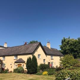 Oakenholt Farm Bed and Breakfast, hotel a Flint