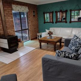 Chuditch Holiday Home Dwellingup - Great Central Location, Hotel in Dwellingup