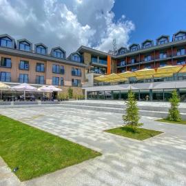 Hotel Crni Vrh – hotel w mieście Divčibare