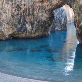 La casa del sole (arcomagno San Nicola Arcella)