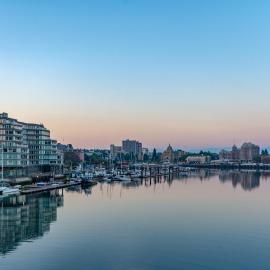 Victoria Regent Waterfront Hotel & Suites, хотел в Виктория