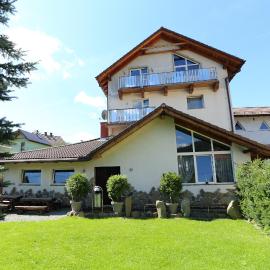 Pensjonat Tara, hotel in Jeleśnia