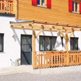 Ferienwohnung in ruhiger Lage- Panorama Terrasse, 2 SZ, rollstuhlfreundlich, hotel em Pöllauberg