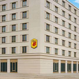 Super 8 by Wyndham Chemnitz、ケムニッツのホテル