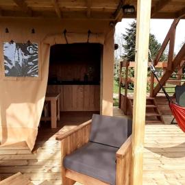 Tente Cabane du Camping Hautoreille, hotel a Bannes