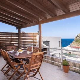 Cyan Residence: Lygaria şehrinde bir otel