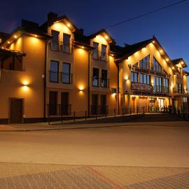 Pensjonat Pod Kogutami, hotel em Bieliny