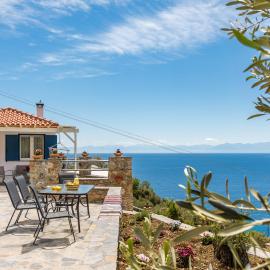 Kyklamino Home - Sea View, Quietly Defined