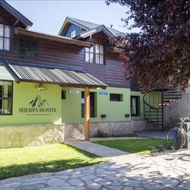 Sherpa Hostel, hotell i San Martín de los Andes