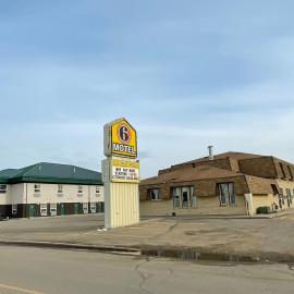 Weyburn में, होटल Circle 6 Motel