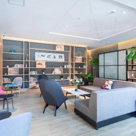 Atour Hotel Hohhot South Xilingol Road, хотел в Хоххот
