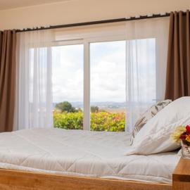 Somptua Garden Boutique Hôtel, hotel i Ivato