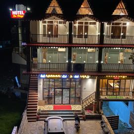 HOTEL DEV CHHAYA, hotel em Rānīkhet
