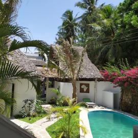 Garoda House Turtle Bay [ Jacuzzi ☆☆☆☆☆ ] Kilifi, hotel di Watamu